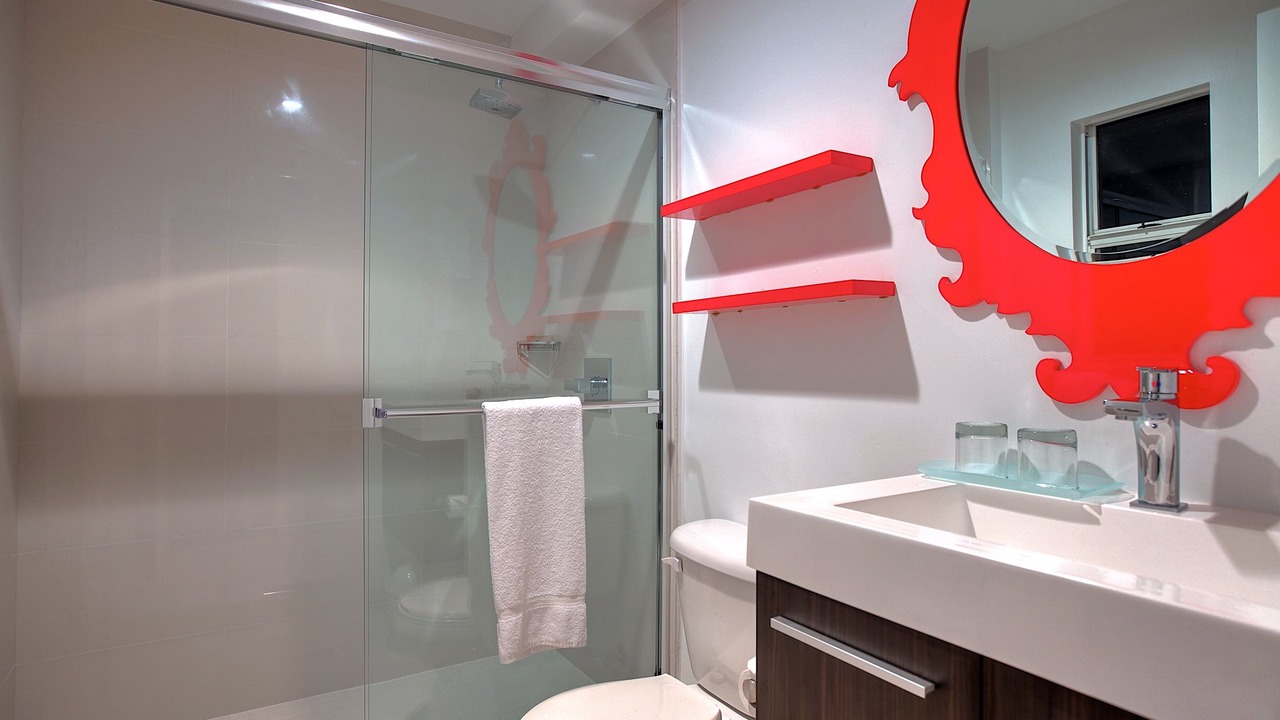 Photo of Bathroom in Mid Beach