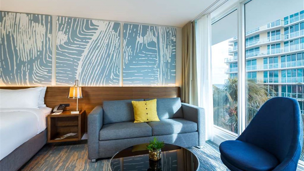 Photo of Livingroom in Central Beach