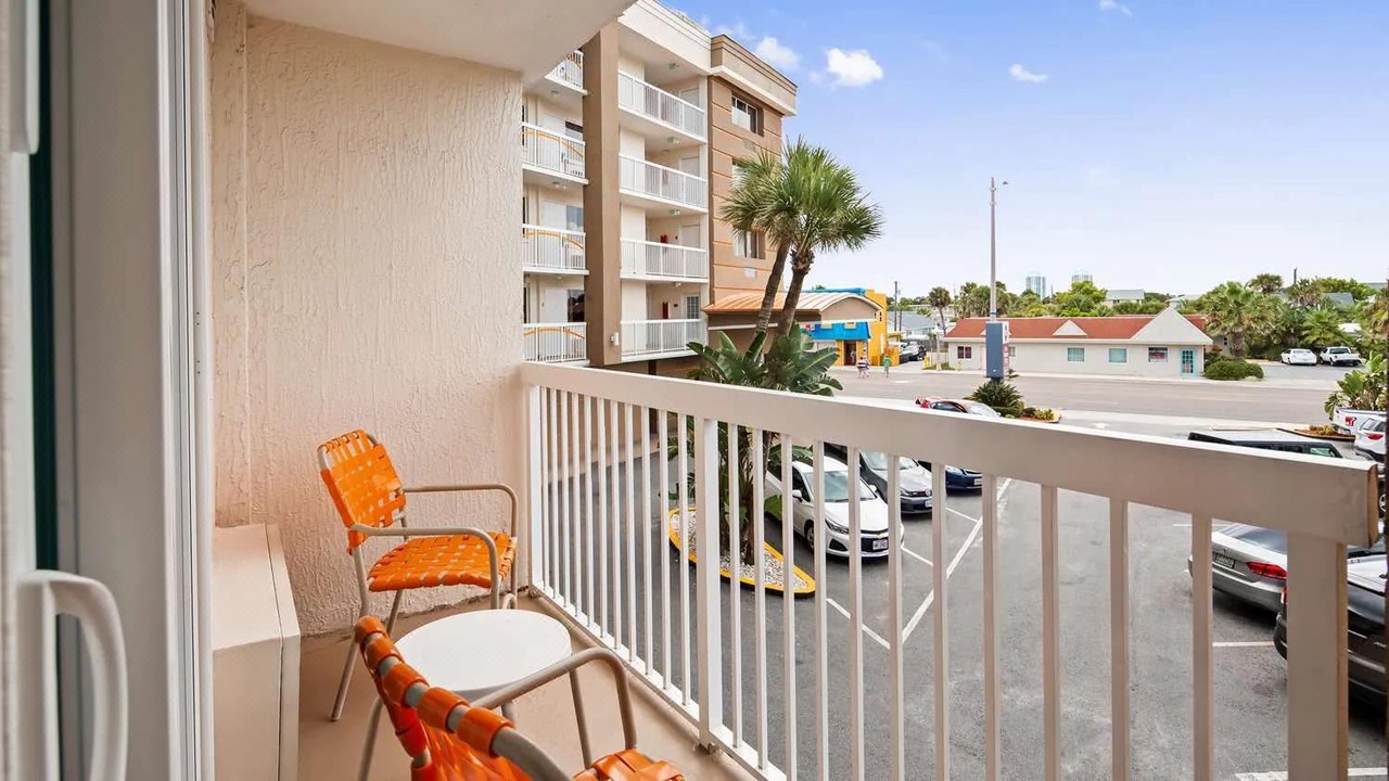 Photo of Patio Balcony in East Daytona
