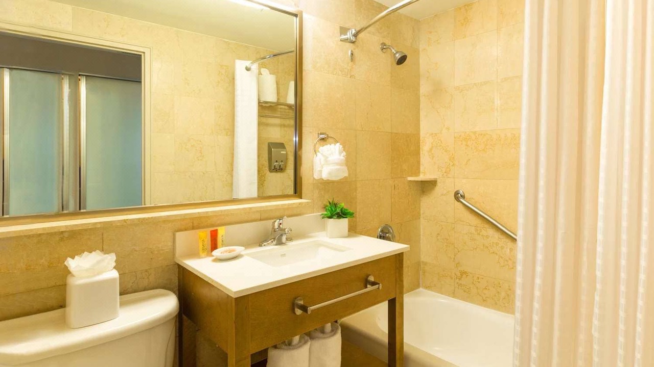 Photo of Bathroom in Mid Beach