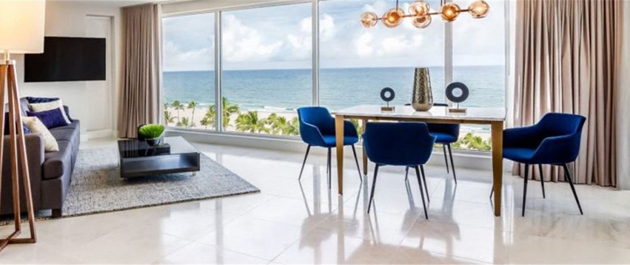 Photo of Livingroom in Central Beach