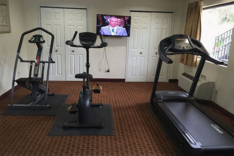 Photo of Livingroom in Midway