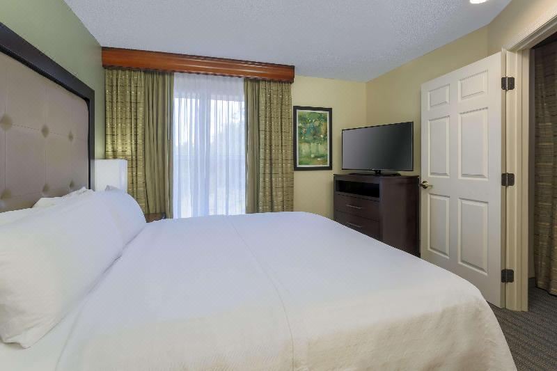 Photo of Bedroom in Feather Sound