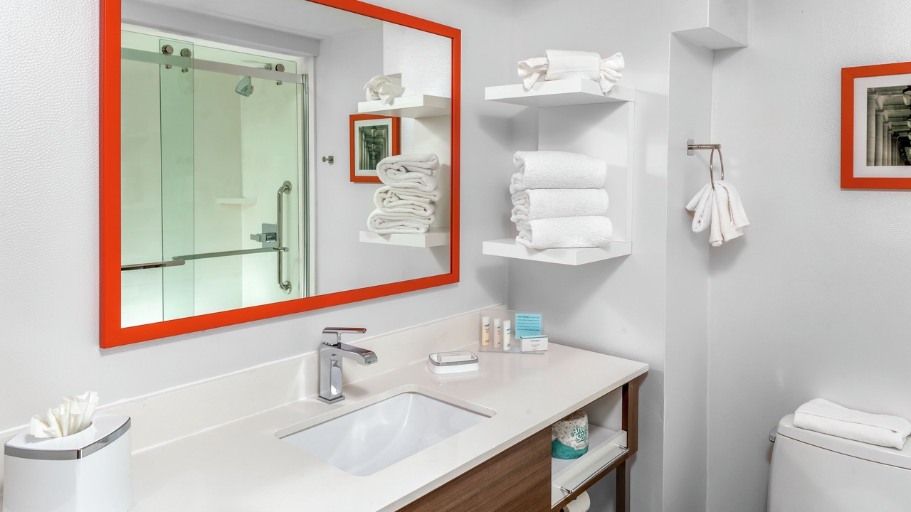 Photo of Bathroom in Glenvar Heights