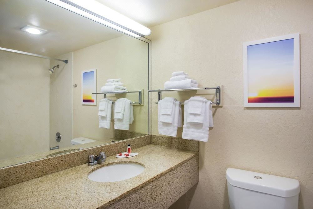 Photo of Bathroom in Ludlam