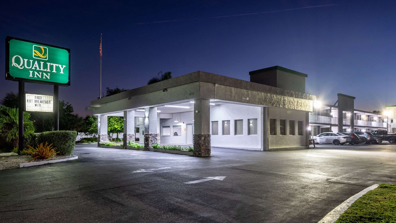 Photo of Buildings in Bayshore Gardens