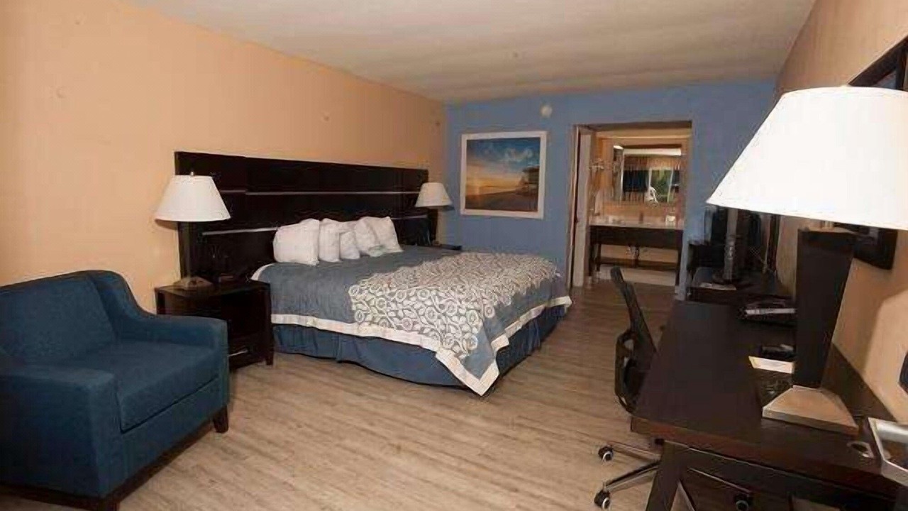 Photo of Livingroom in San Carlos Park