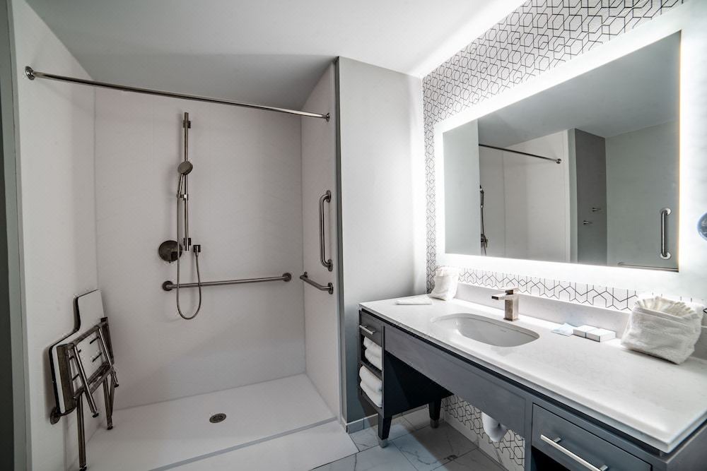 Photo of Bathroom in Everglades City
