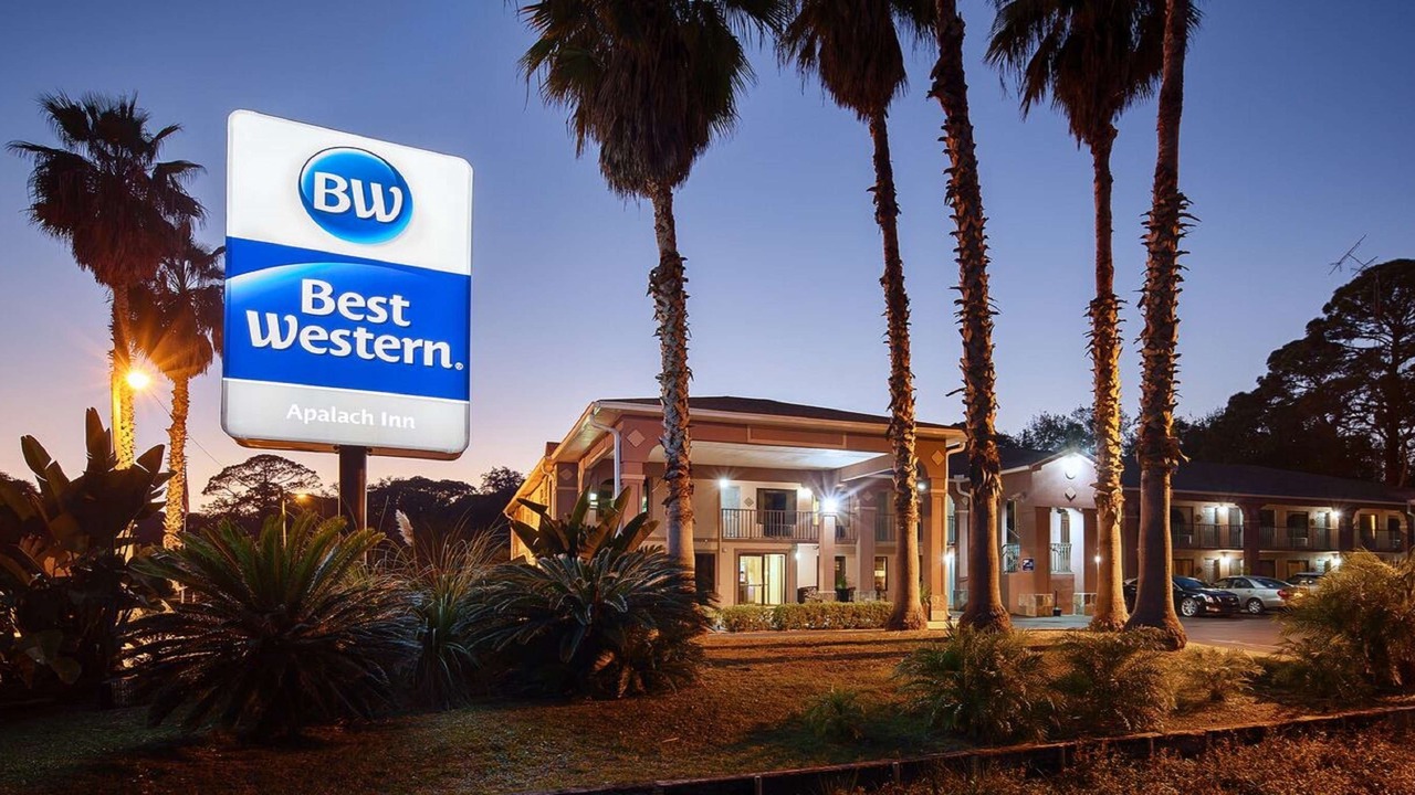 Photo of Buildings in Apalachicola