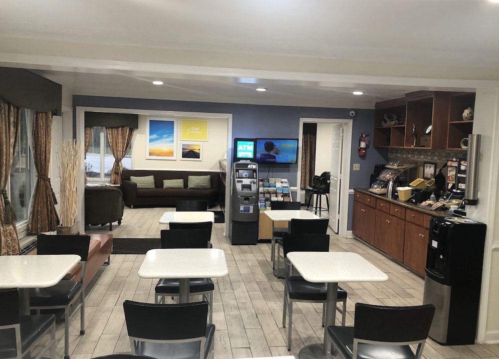 Photo of Livingroom in Manning