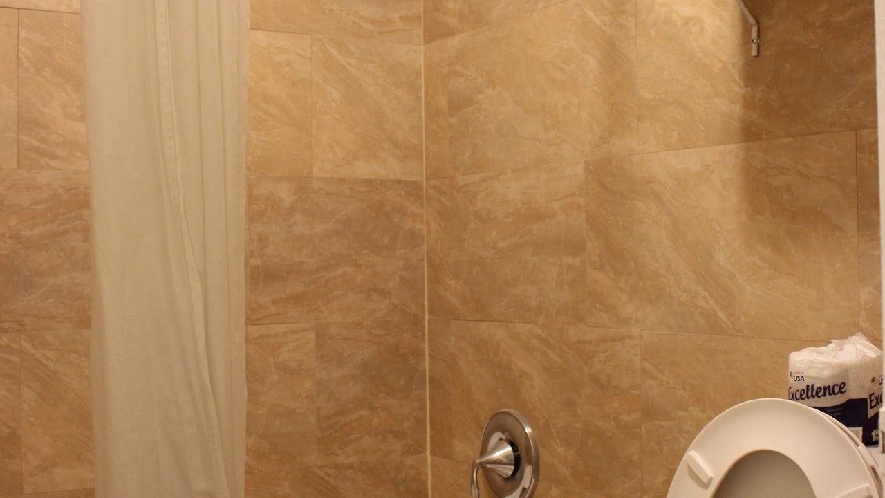 Photo of Bathroom in Florida City