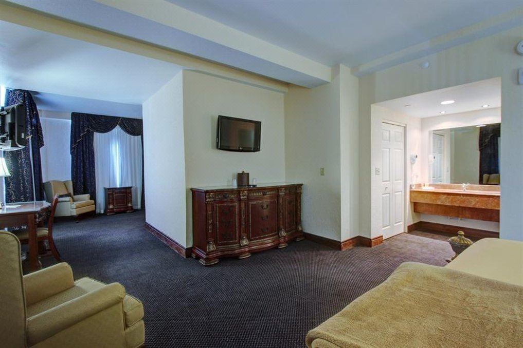 Photo of Livingroom in Downtown Tampa