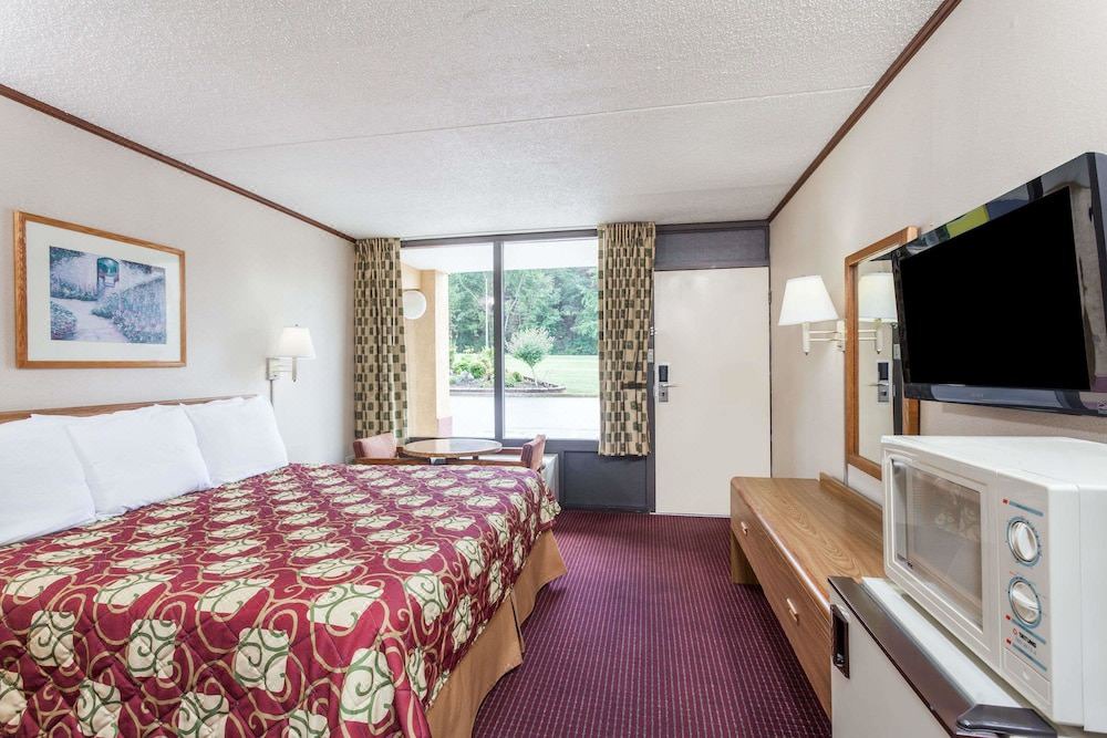 Photo of Bedroom in Sweetwater