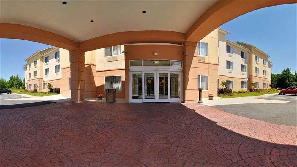 Photo of Buildings in Marianna
