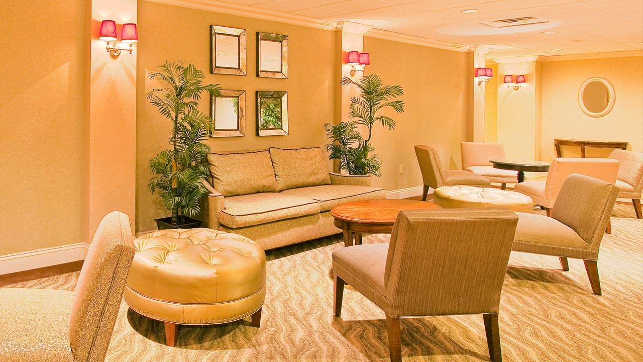 Photo of Livingroom in Central Business District
