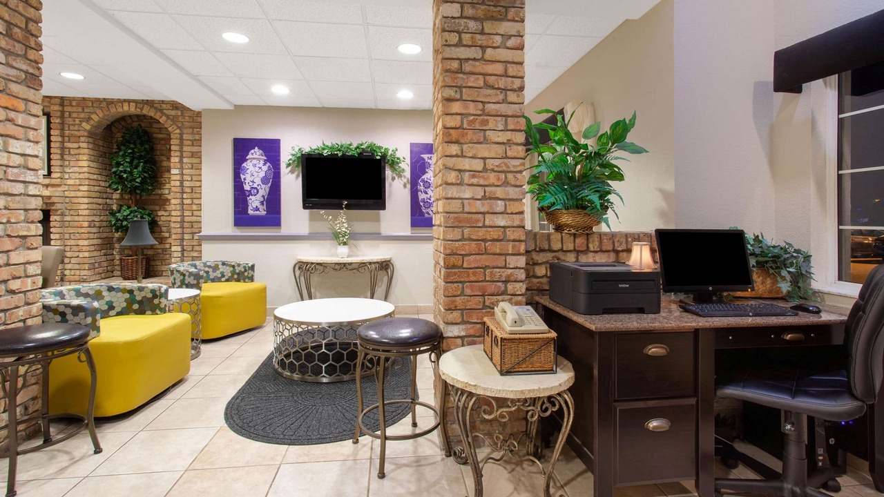 Photo of Livingroom in Lady Lake