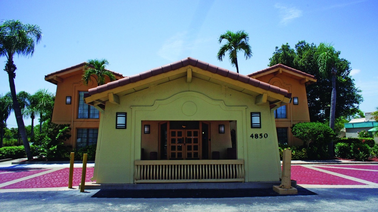 Photo of Buildings in Fort Myers