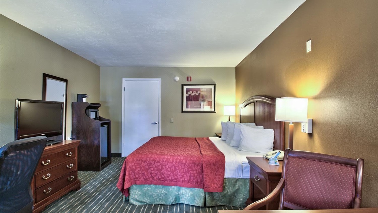 Photo of Bedroom in Apalachicola