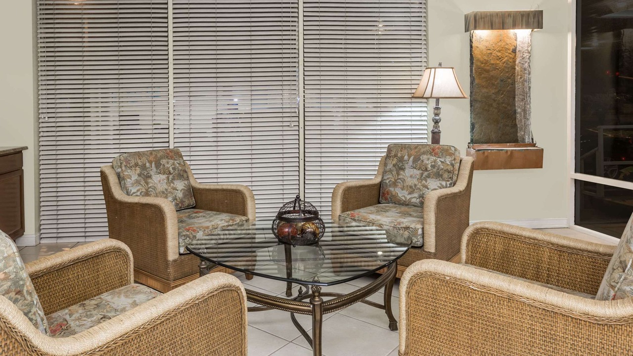 Photo of Livingroom in San Carlos Park