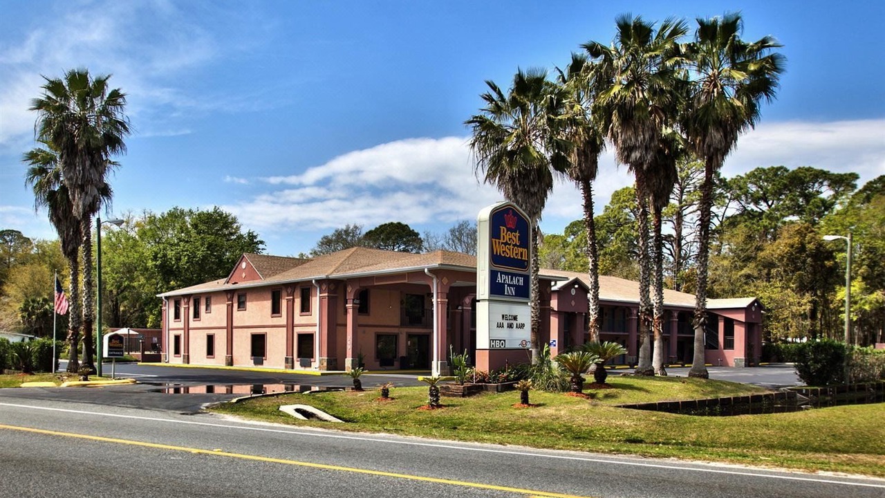 Photo of Buildings in Apalachicola