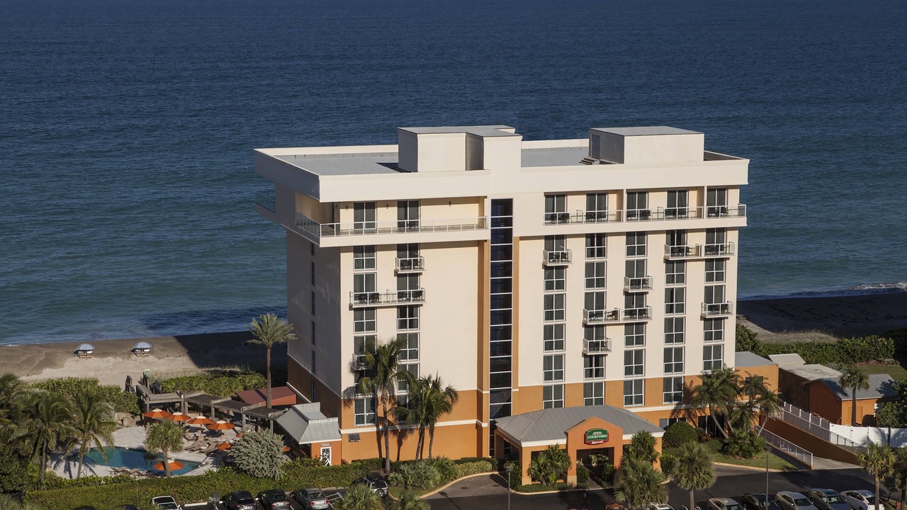 Photo of Buildings in Hutchinson Island South