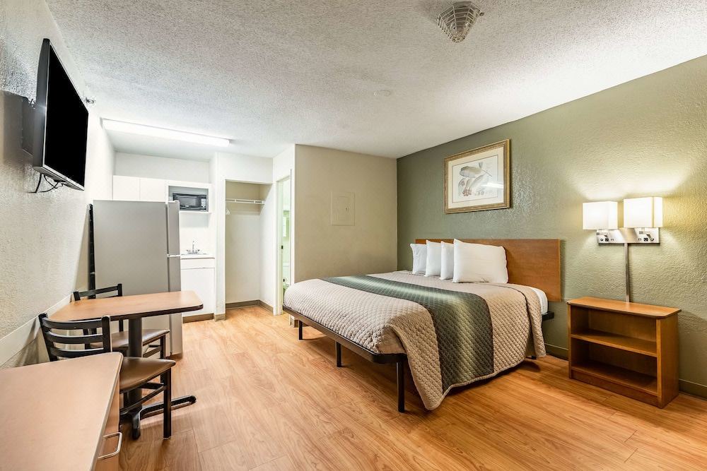 Photo of Bedroom in Norcross
