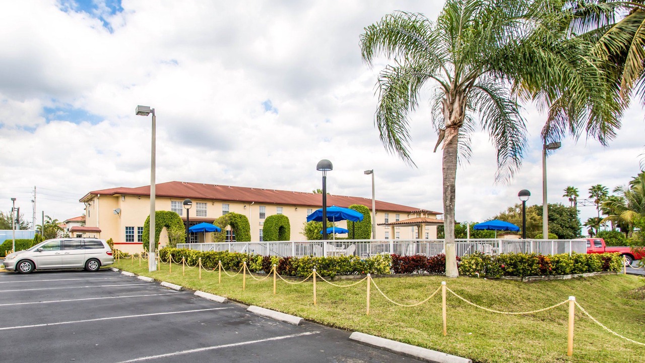 Photo of Buildings in Florida City