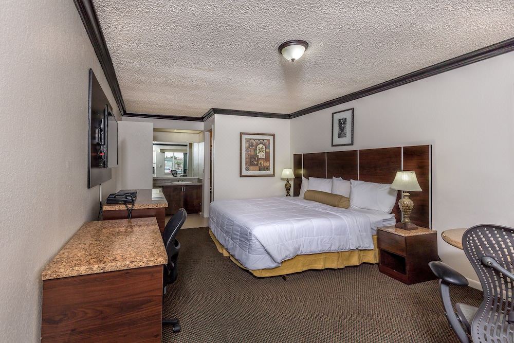 Photo of Bedroom in Florida City