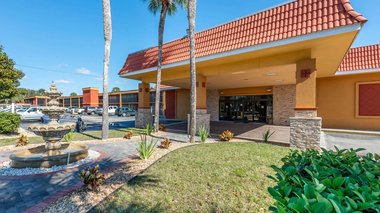 Photo of Buildings in Palatka