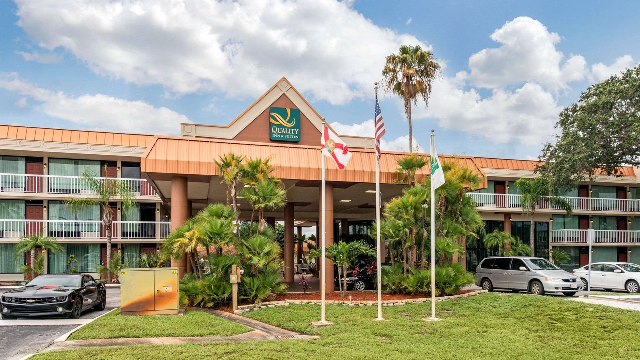 Photo of Buildings in Tarpon Springs