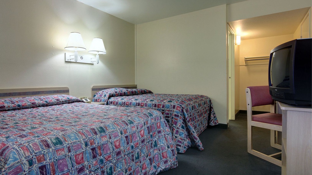 Photo of Bedroom in Lake City