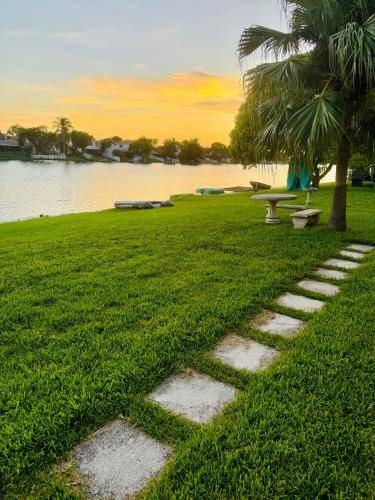 Photo of Others in Pembroke Pines