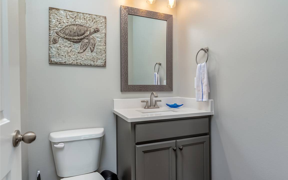 Photo of Bathroom in Dauphin Island