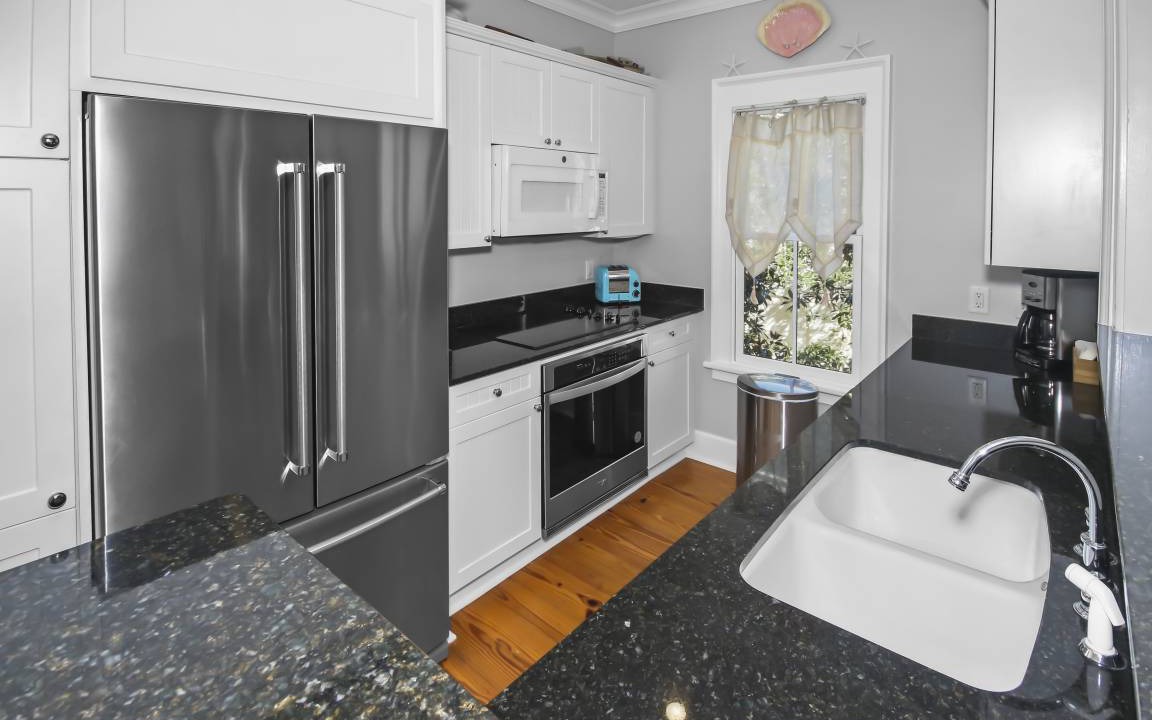 Photo of Kitchen in Beach District