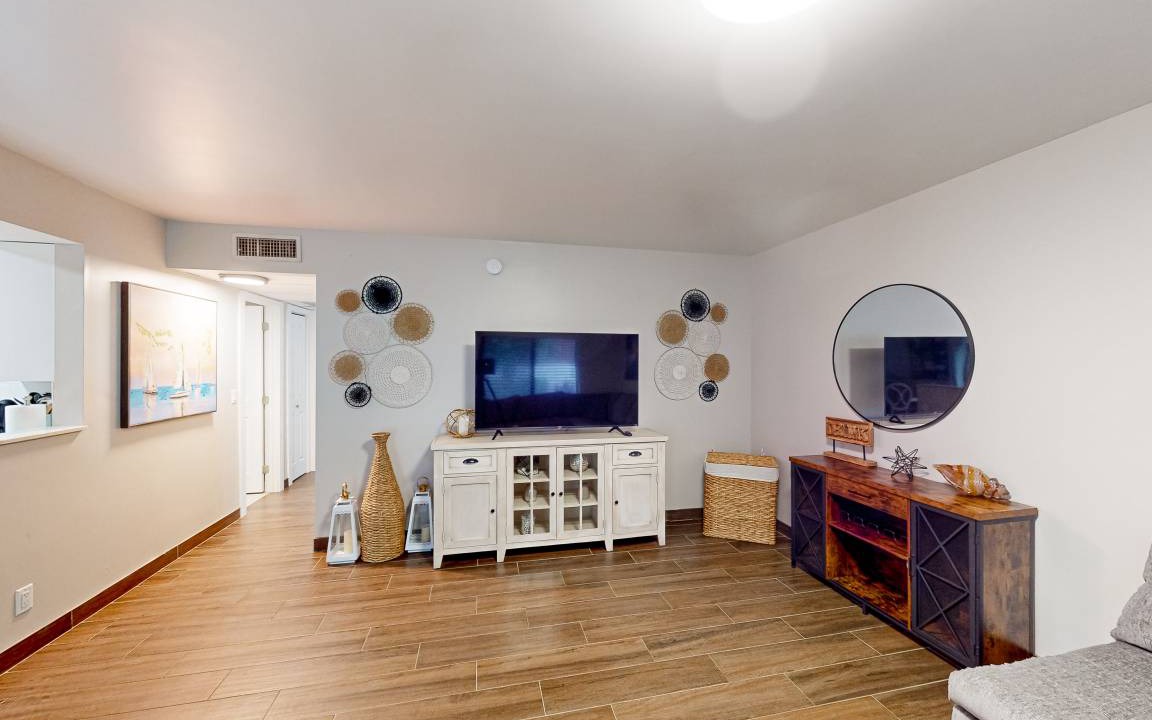 Photo of Livingroom in Singer Island