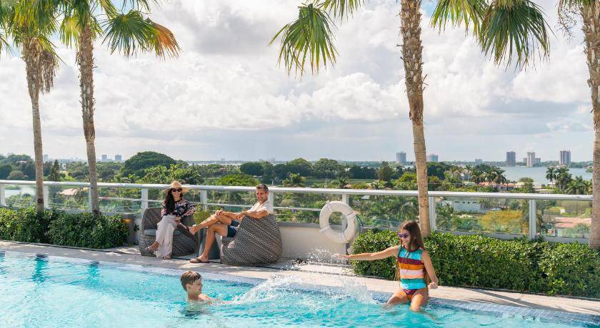 Photo of Others in Bay Harbor Islands