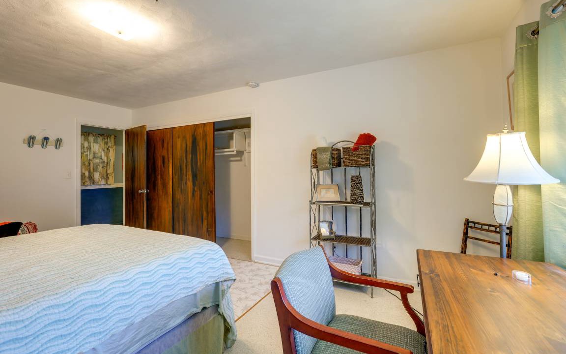 Photo of Bedroom in Indian River Estates