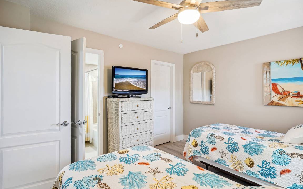 Photo of Bedroom in North Redington Beach