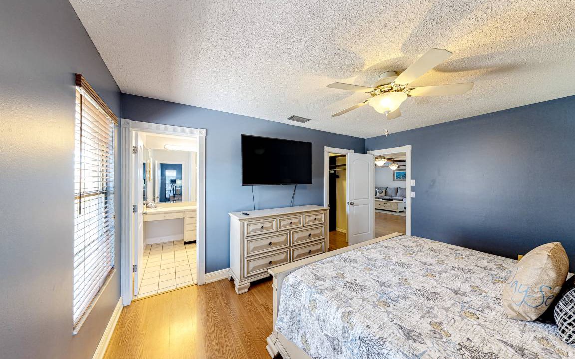 Photo of Bedroom in Whitney Beach