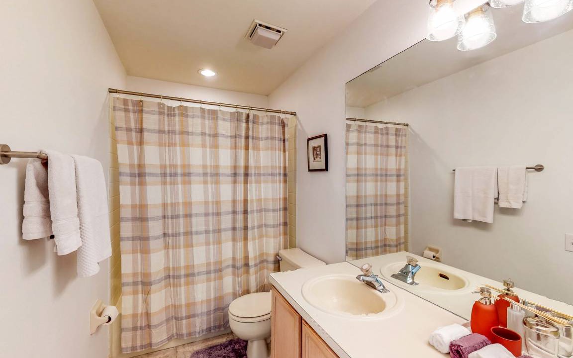 Photo of Bathroom in Casselberry
