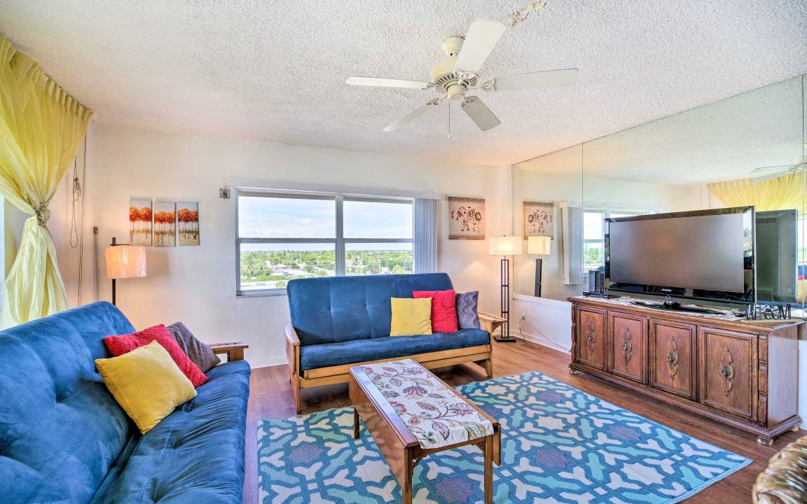 Photo of Livingroom in South Patrick Shores