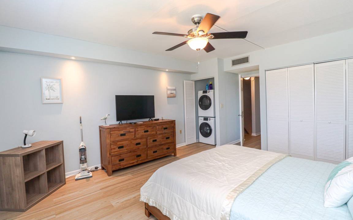 Photo of Bedroom in Butler Beach