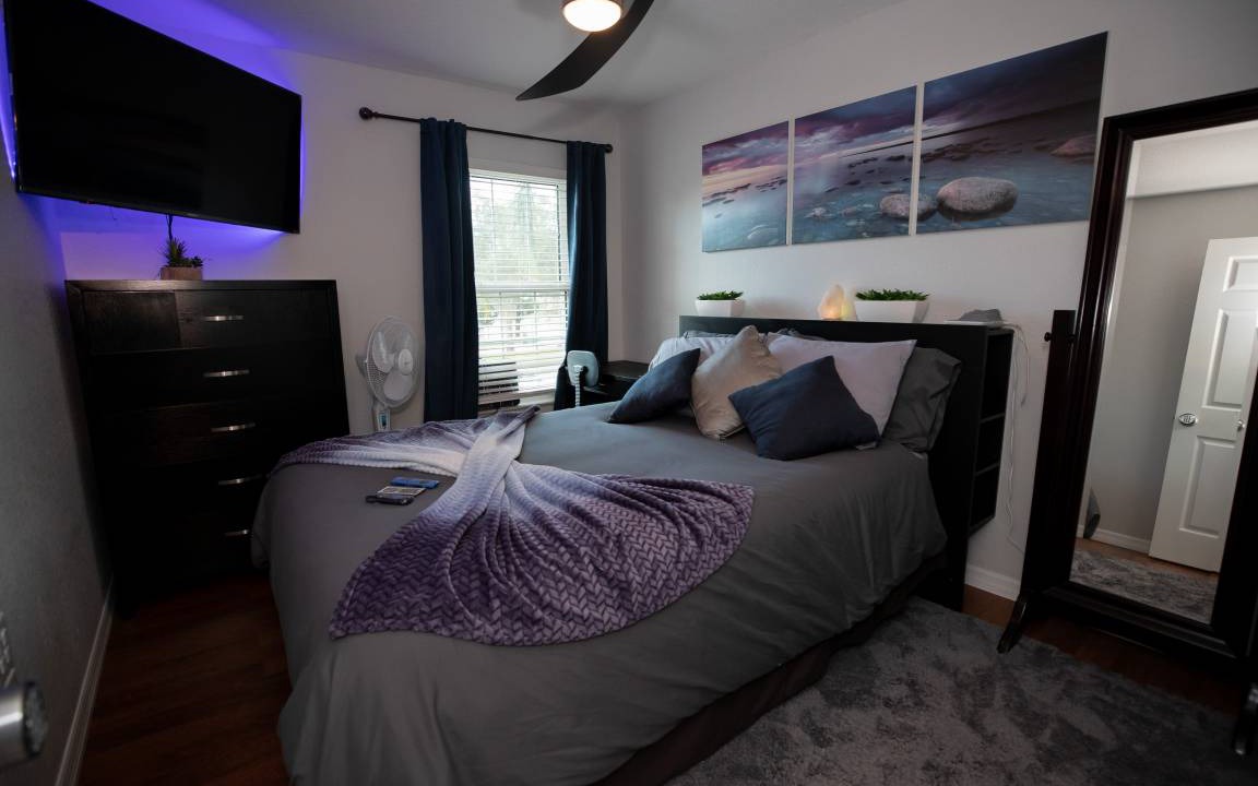 Photo of Bedroom in Tropic