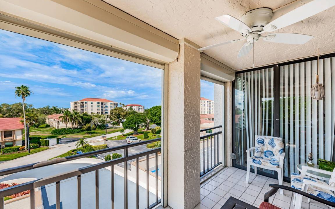 Photo of Patio Balcony in Casa del Mar