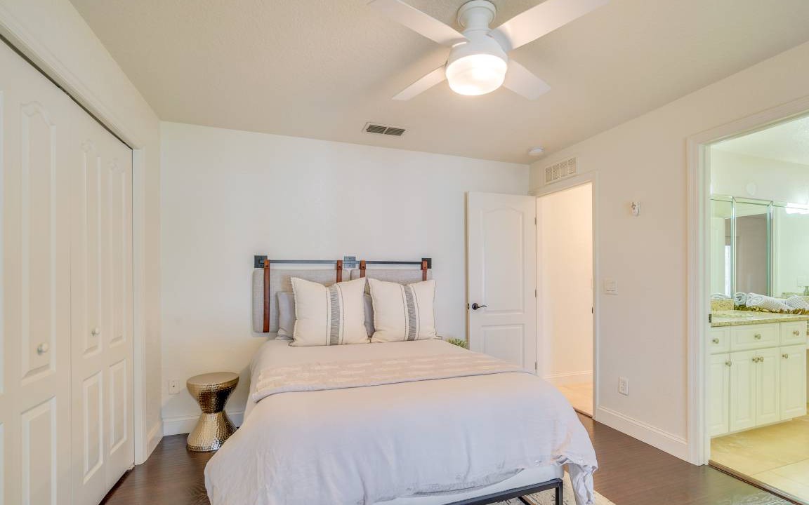 Photo of Bedroom in Candler