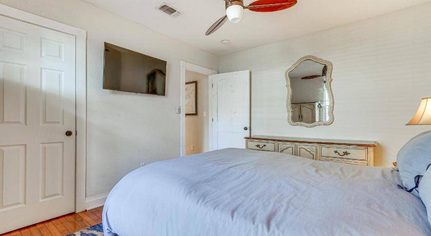 Photo of Bedroom in East Hill