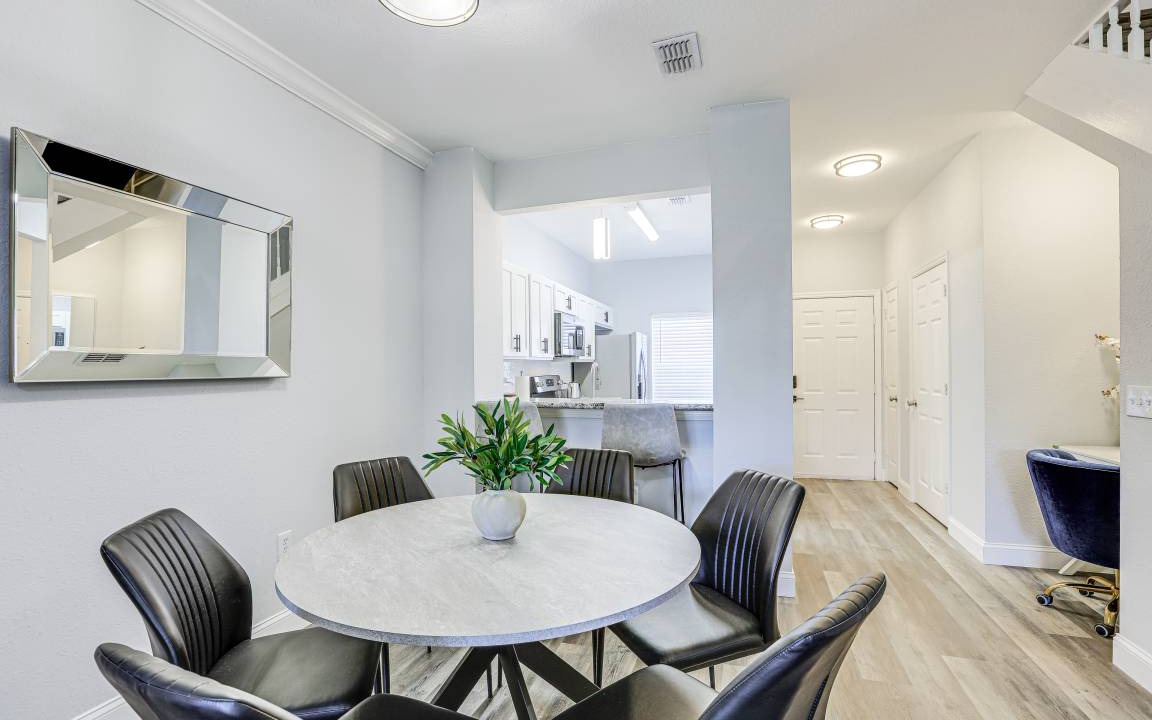 Photo of Livingroom in Gainesville