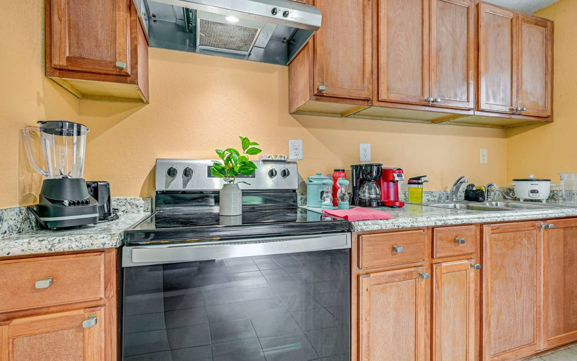 Photo of Kitchen in Bearss Plaza