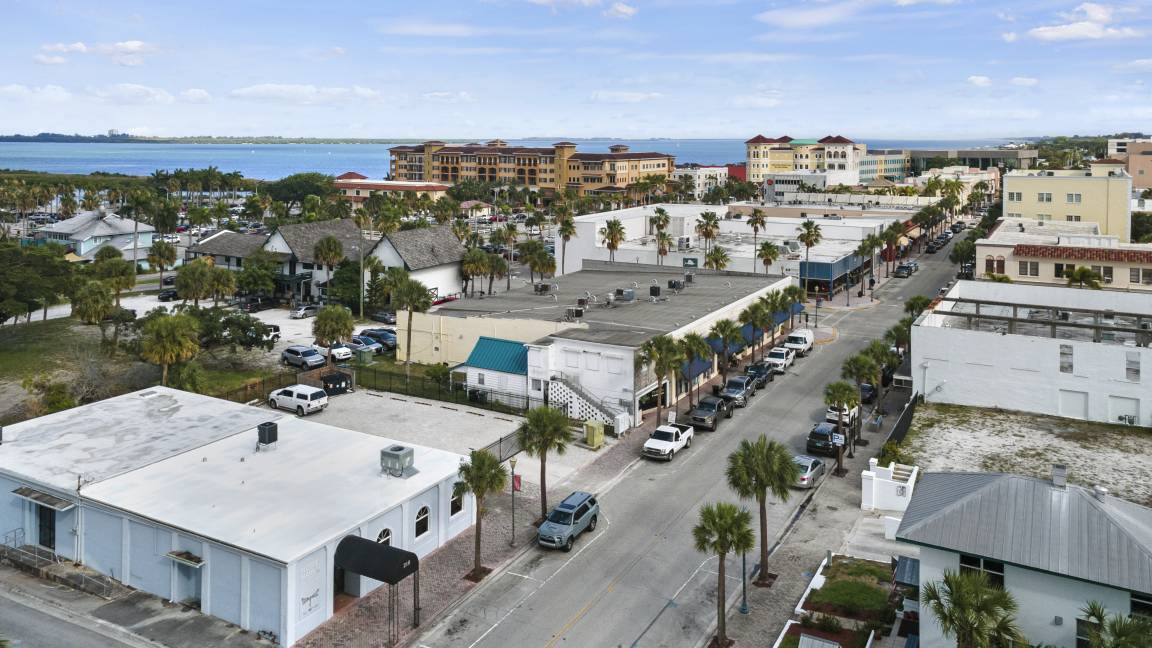 Photo of Others in Fort Pierce