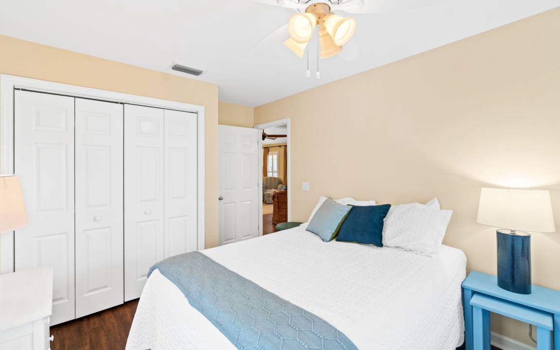 Photo of Bedroom in Cape San Blas